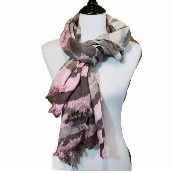 Regis pink/brown Fight like Girl Cancer scarf - Picture 1 of 5